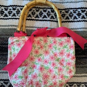LILLY PULITZER PURSE WITH BAMBOO HANDLE AND RIBBON